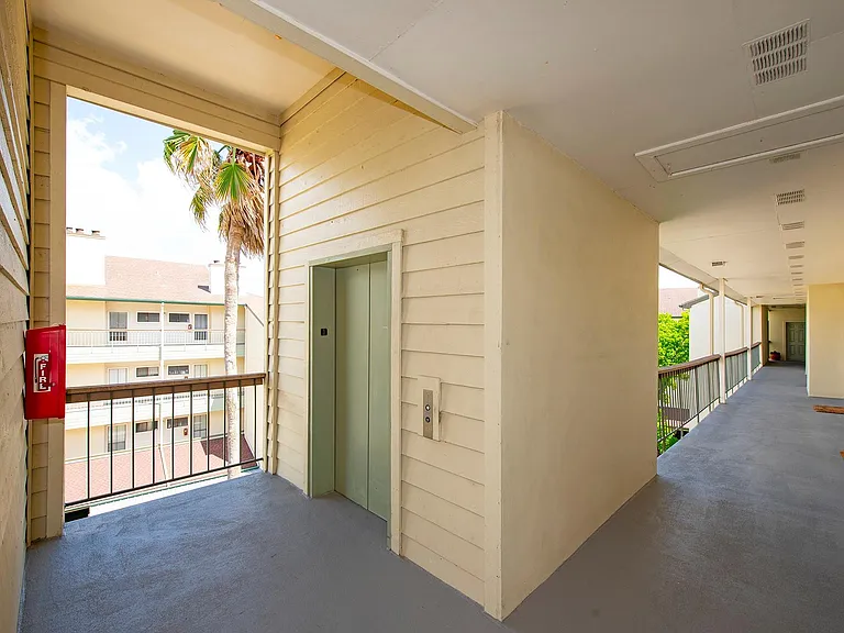 18809 Egret Bay Blvd #127 — Photo 38