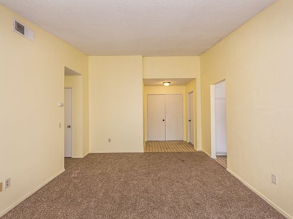 5th image of 13034 Thistle Brook Dr
