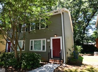 7 Holly Downs Ct NW, Atlanta, GA 30318