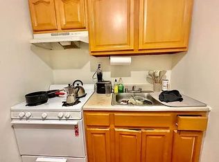 767 Park Pl #2F, Brooklyn, NY 11216