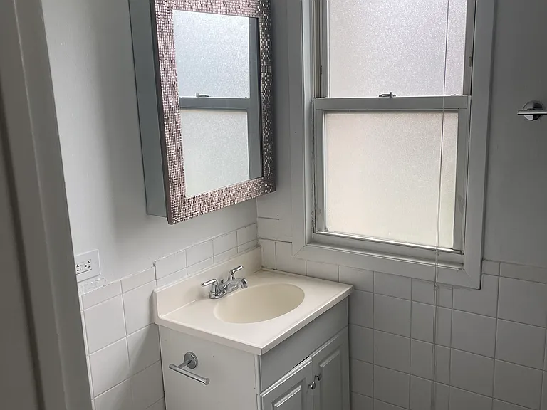 1623 N Halsted St #2 — Photo 3