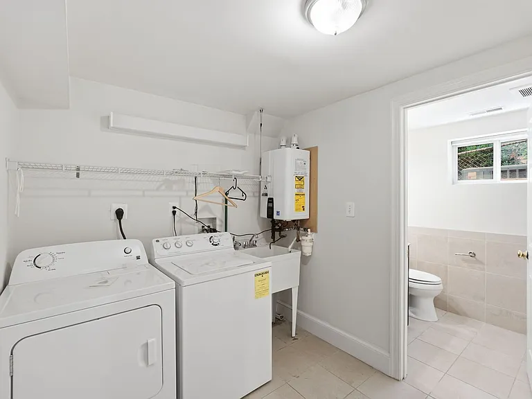 2812 Northampton St NW — Photo 20