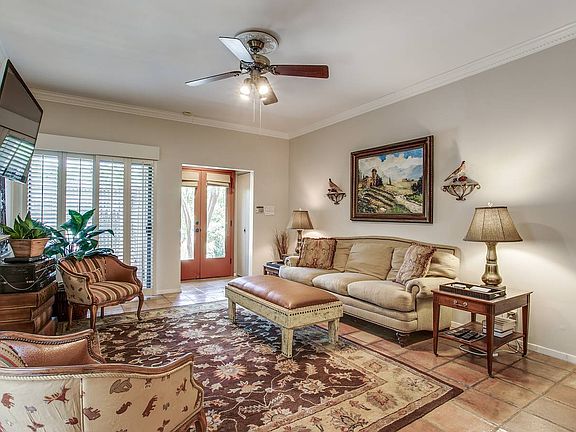 4th image of 405 Circle St