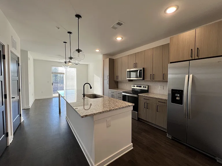 The Wren Apartments — Photo 91