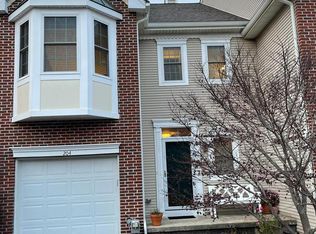 204 Lookout Pl, Wayne, PA 19087