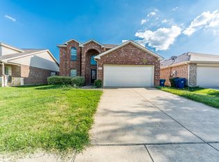 2013 Davy Crockett Dr, Forney, TX 75126