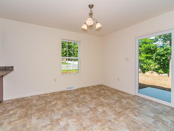 5th image of 261 Wildflower Dr #27