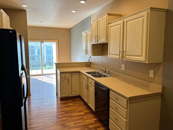 4th image of 5512 S Sandra Dr