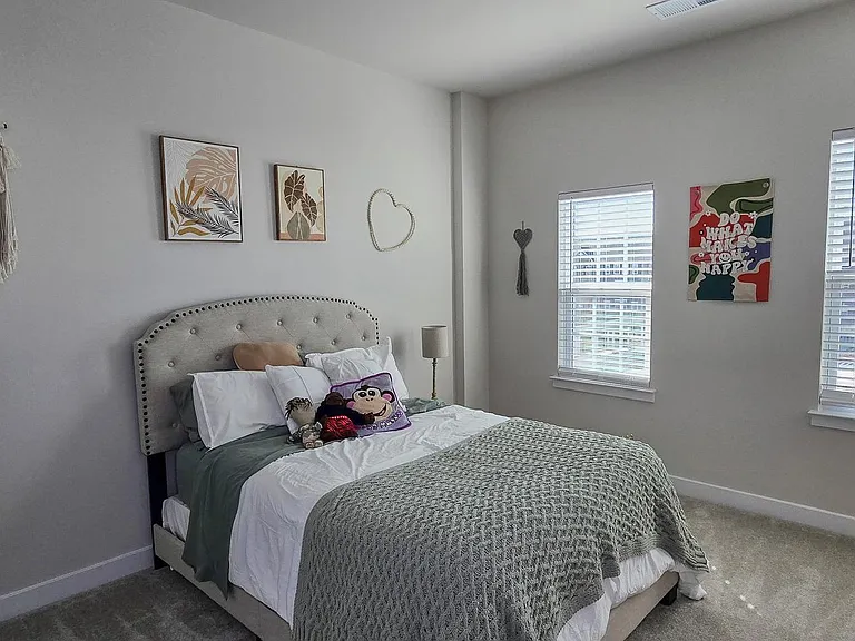 5426 Greenpoint Ln — Photo 50