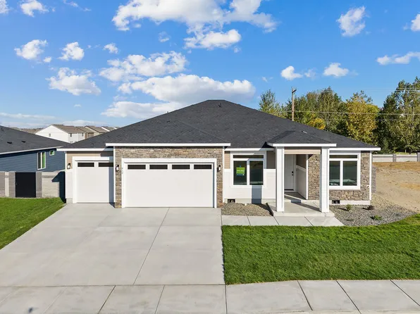 410 Tatoosh Ave, West Richland, WA 99353