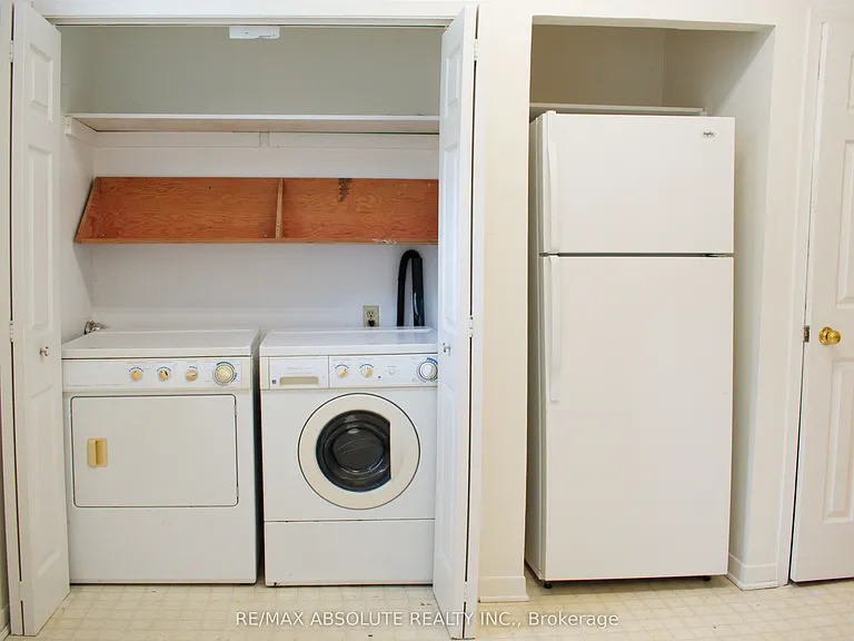 107 Victoria St #16 — Photo 7