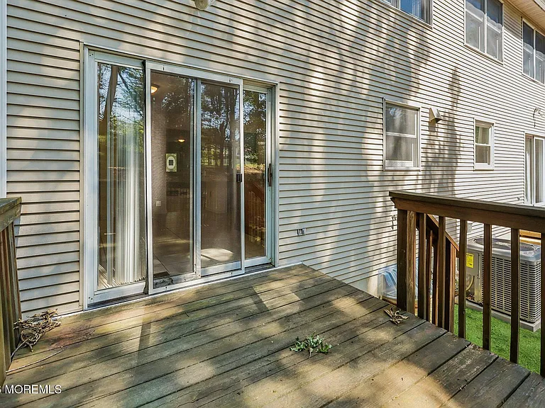 157 Northampton Dr — Photo 46