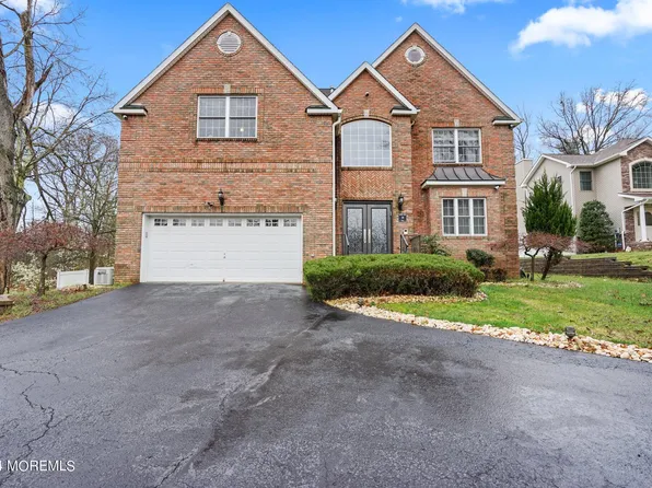 19 Pension Hill Road, Manalapan, NJ 07726