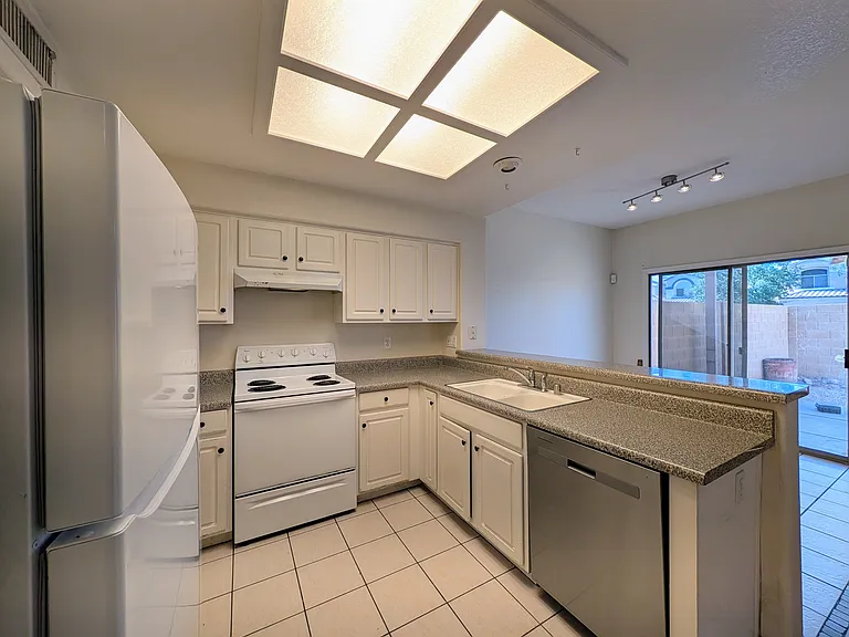 3548 W Whispering Wind Dr — Photo 45