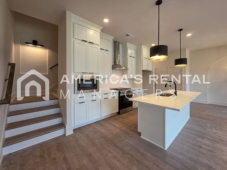 4422 Foxcote Ln — Photo 10