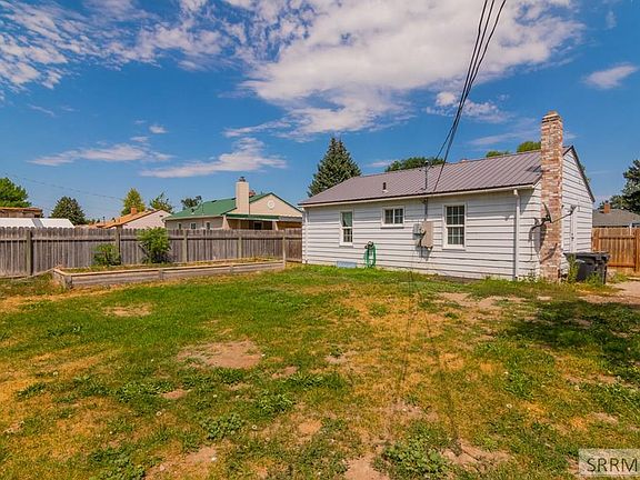 5th image of 1009 Rose Ave