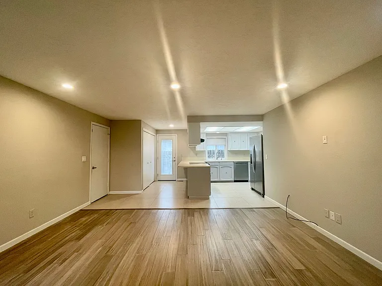 12956 SE 126th Ave — Photo 5