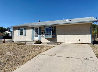 135 Schirra Pl, Pueblo, CO 81001
