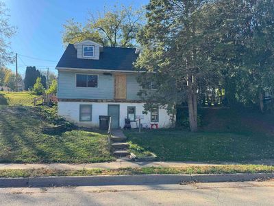 1615 Adair St, Dubuque, IA, 52001