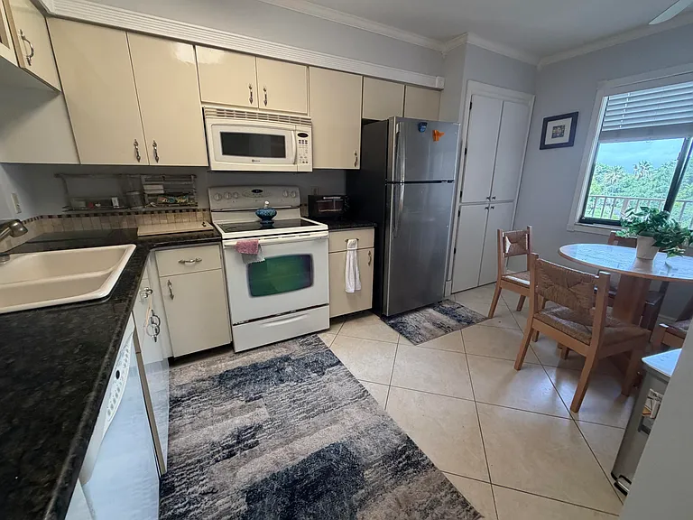 14475 Strathmore Ln #501 — Photo 15