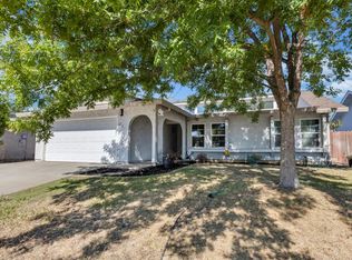 221 Jubilee Way, Rio Linda, CA 95673