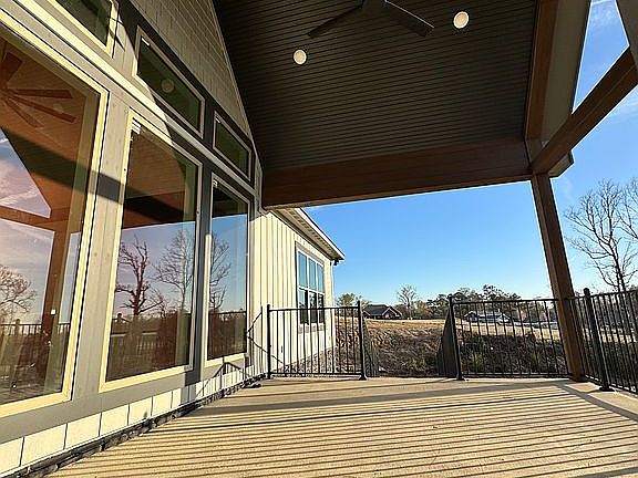 5th image of 1310 Bridges Ave E