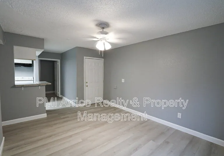 1810 E 143rd Ave #2 — Photo 2