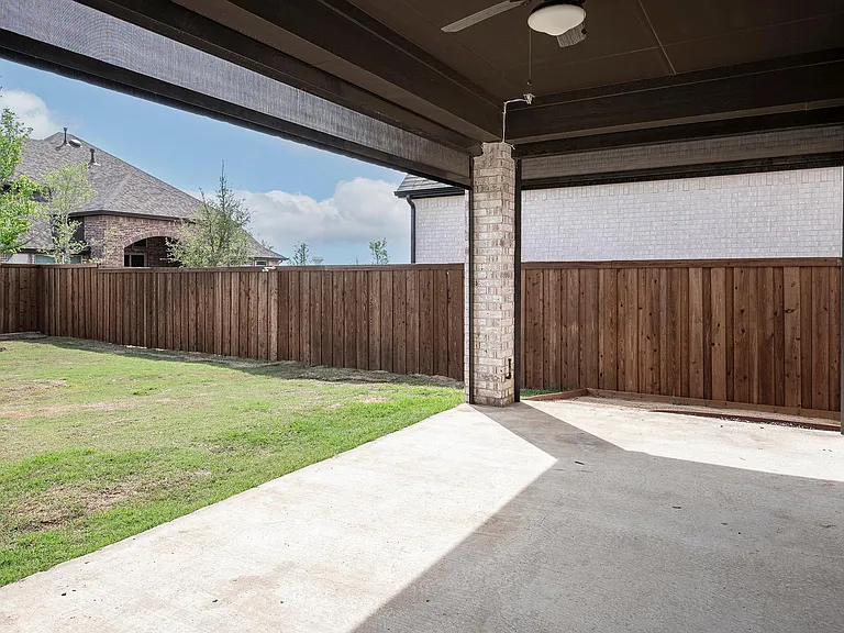 2351 Waterford Way — Photo 25