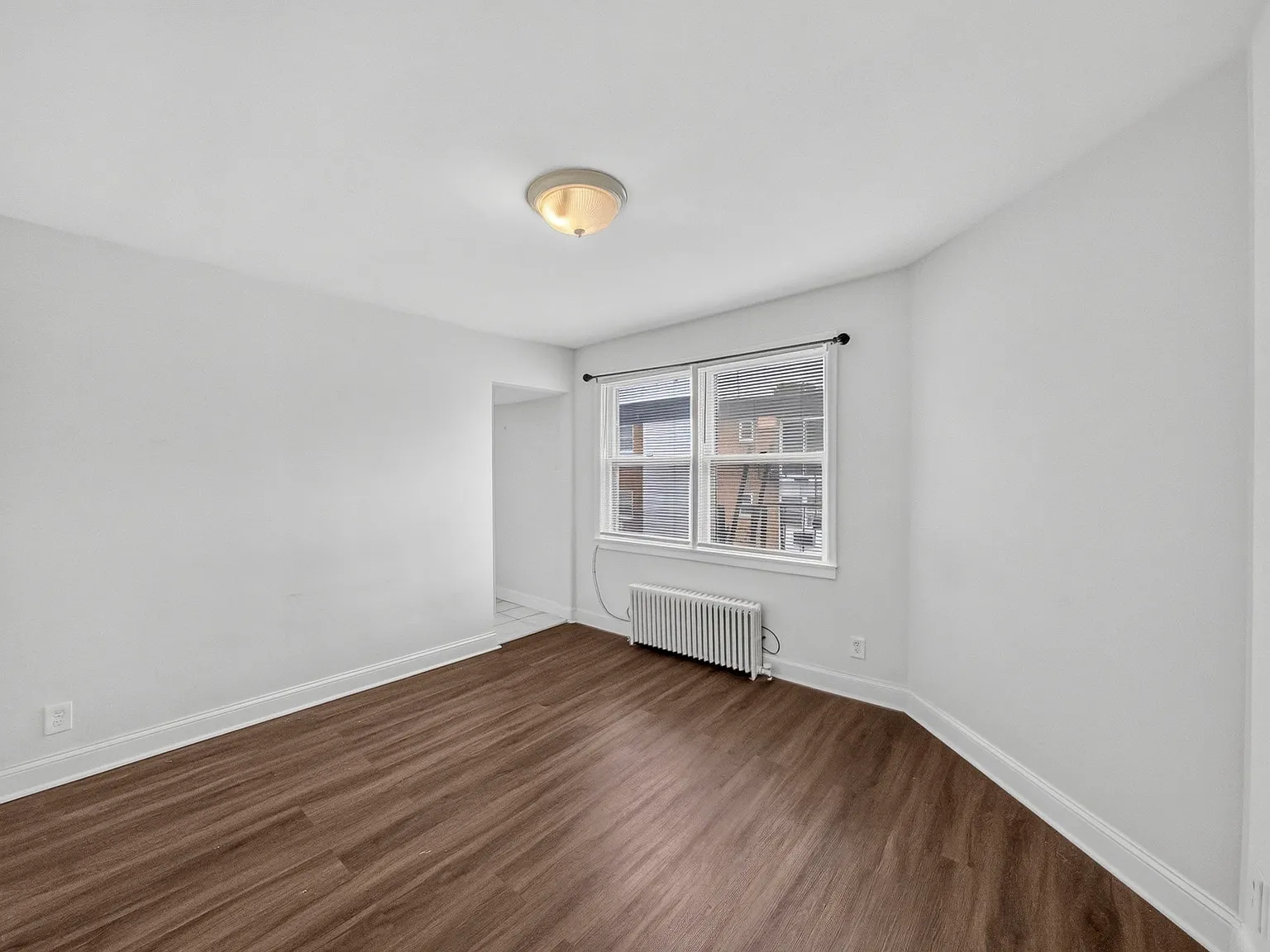 1 bed, 1000 sqft, $1,700 — Photo 4