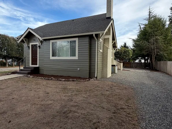 710 Merrill Ave NE, Castle Rock, WA 98611