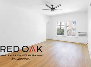 2919 W 8th St #209, Los Angeles, CA 90005