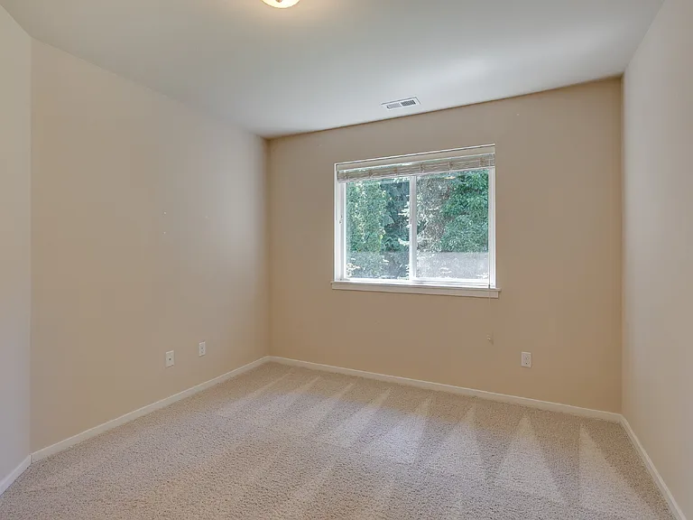7713 NE 193rd Pl — Photo 9