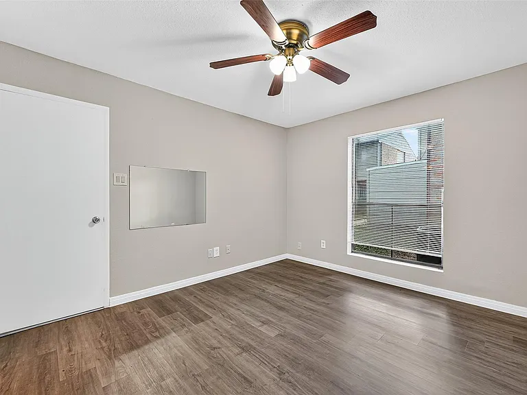 2110 Wilcrest Dr #138 — Photo 17