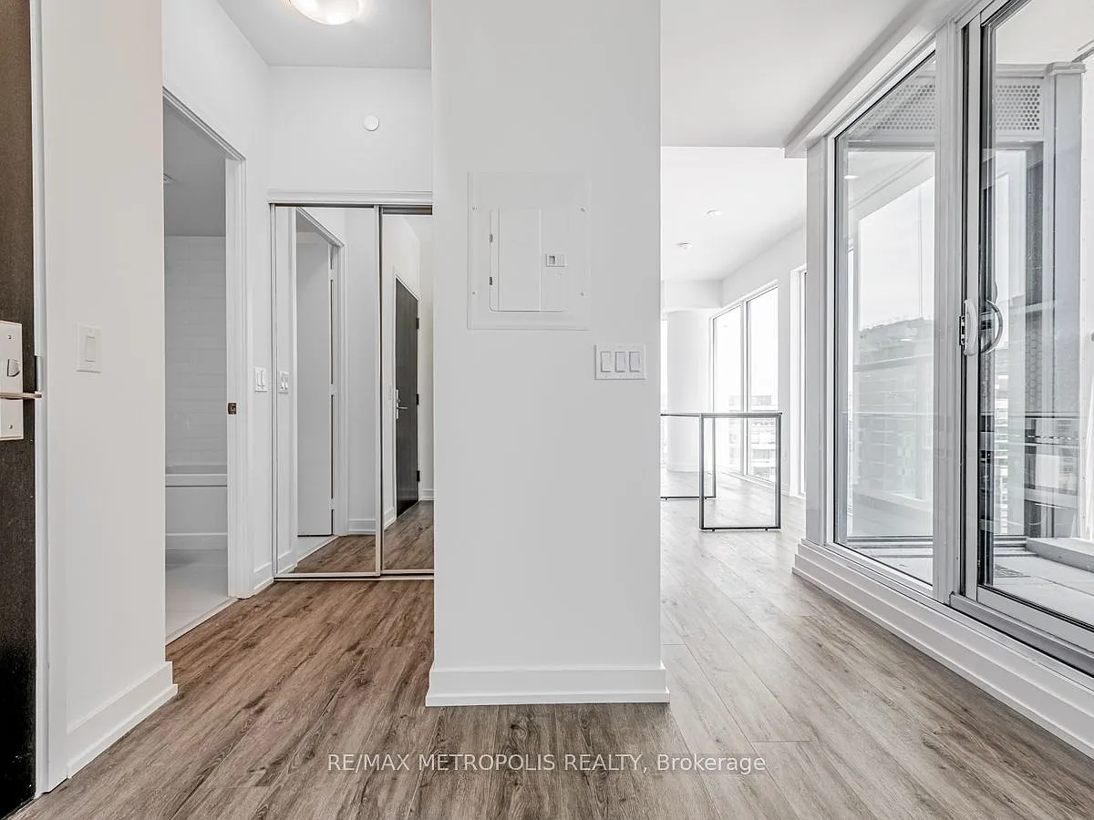 2 bed, $3,000 — Photo 4