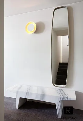 Sold by R New York | media 22