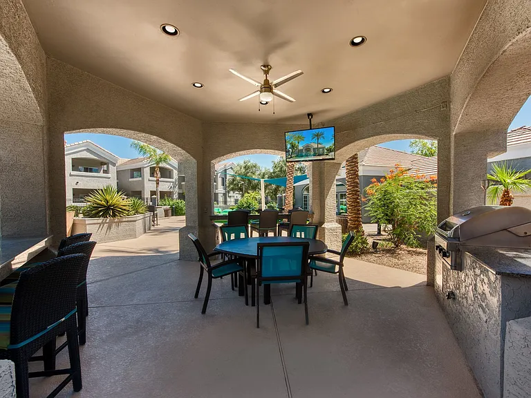 Pinnacle Terrace — Photo 19