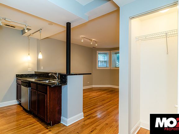 4th image of 3736 N Clifton Ave #G