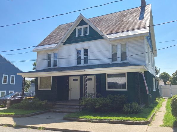 17 Newman Ave, Mechanicville, NY 12118