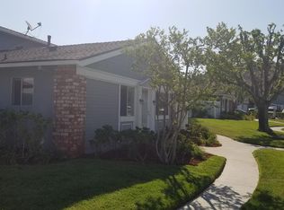 28051 Robin Ave, Santa Clarita, CA 91350