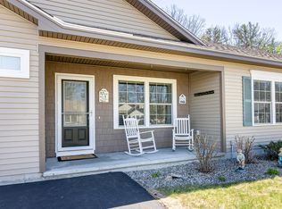 7 Berry Ln #101, Biddeford, ME 04005