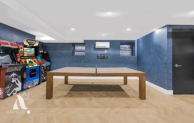 Rented by Monday Morning Management LLC | media 33