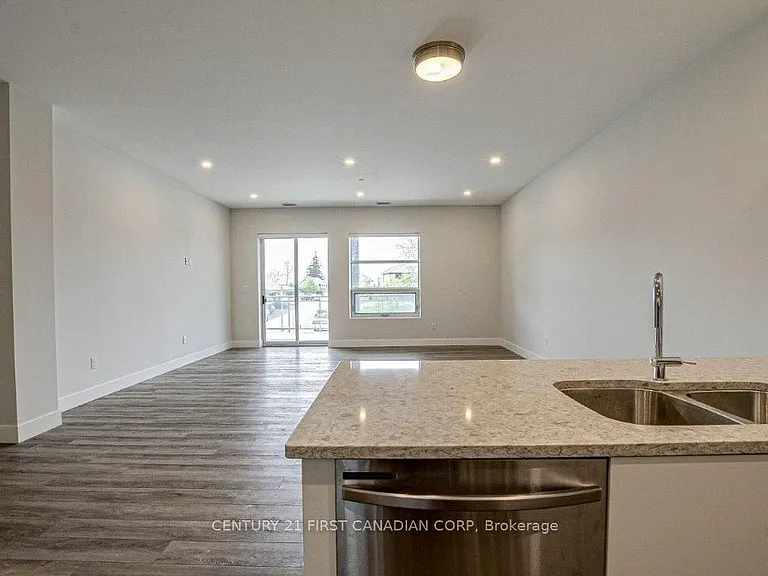 1696 Fiddlehead Pl #305 — Photo 7