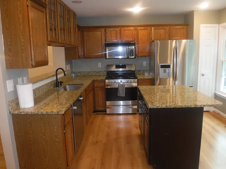 Kitchen-Main Level