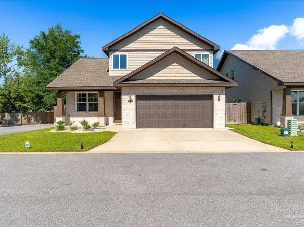 2255 Hadleigh Hills Ct, Navarre, FL 32566