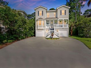 16 Peregrine Dr, Hilton Head Island, SC 29926