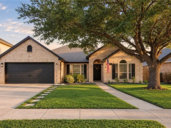 5217 High Bank Dr, Corpus Christi, TX 78413