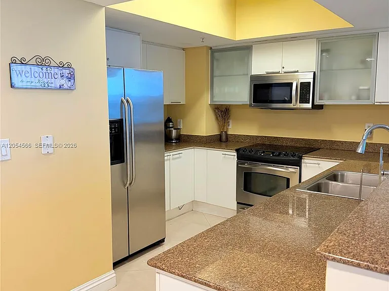 16699 Collins Ave #1410 — Photo 11