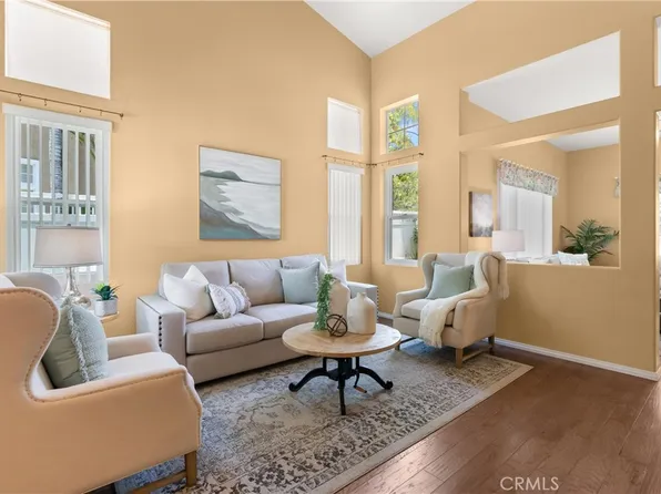 8 Chatri Cir, Foothill Ranch, CA 92610