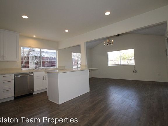 5th image of 2923 Doria Way