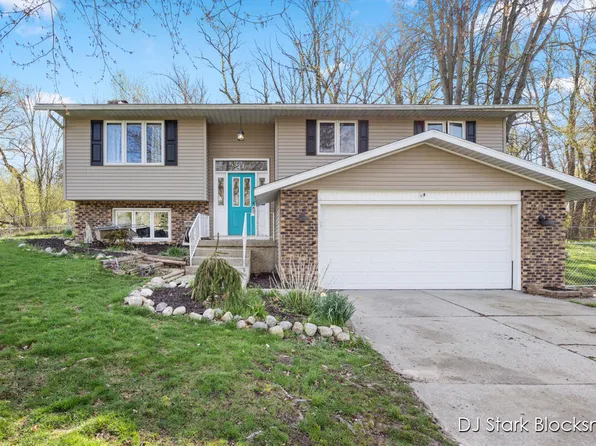 2512 Santigo Ave SE, Grand Rapids, MI 49546